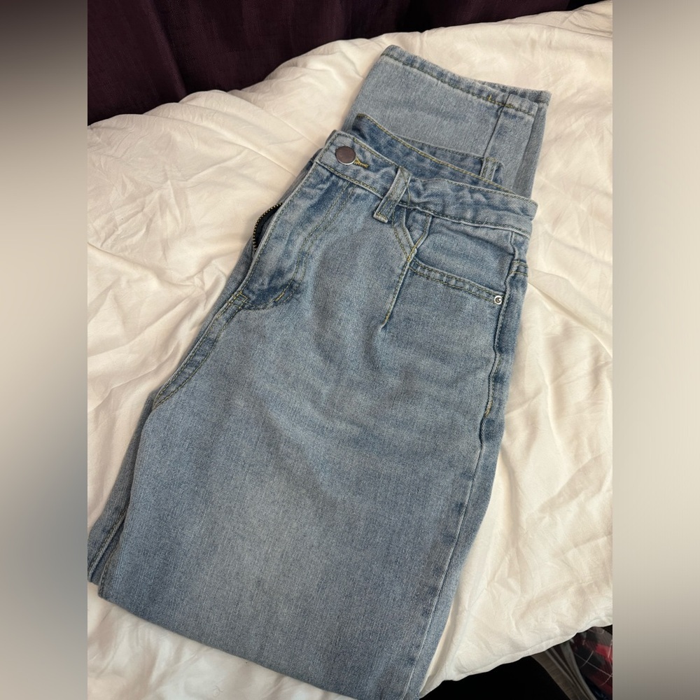 SHEIN Light Blue Straight Leg Women's Jeans Sz Sm. EUC